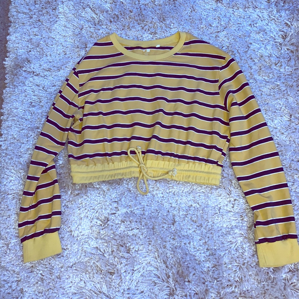 Me to We striped yellow long sleeve crop top
